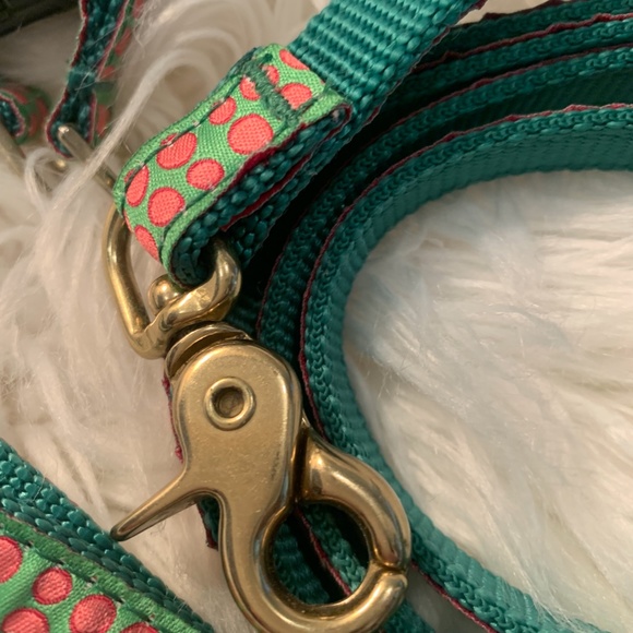 NWOT Preppy Small Dog / Cat Harness & Leash. Kelly w/Pink Dots. Size 14 (<10lbs) - Picture 5 of 6